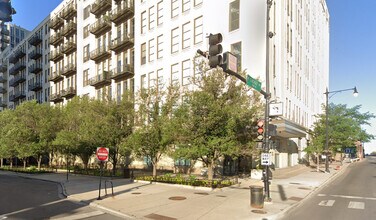 758 N Larrabee St in Chicago, IL - Building Photo - Building Photo