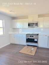 1501 E River Rd in Belen, NM - Building Photo - Building Photo