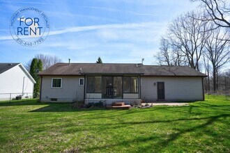 3288 W. Grand Blanc Rd. in Swartz Creek, MI - Building Photo - Building Photo