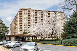 The Promenade in Bethesda, MD - Building Photo