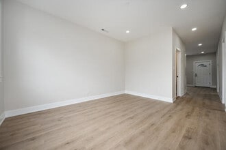 2228 N Major Ave in Chicago, IL - Building Photo - Building Photo