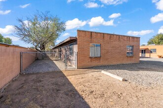4535 E Bellevue St in Tucson, AZ - Building Photo - Building Photo