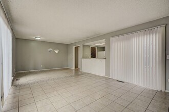 3815 Bradfred St in Midwest City, OK - Building Photo - Building Photo
