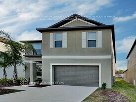 1576 Blue Rose Dr in Ruskin, FL - Building Photo