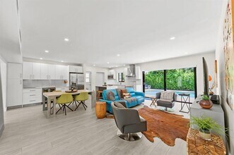 3203 Robbins Rd in Pompano Beach, FL - Building Photo - Building Photo