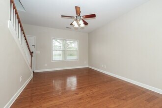 8002 Starling Ct in Spring Hill, TN - Foto de edificio - Building Photo