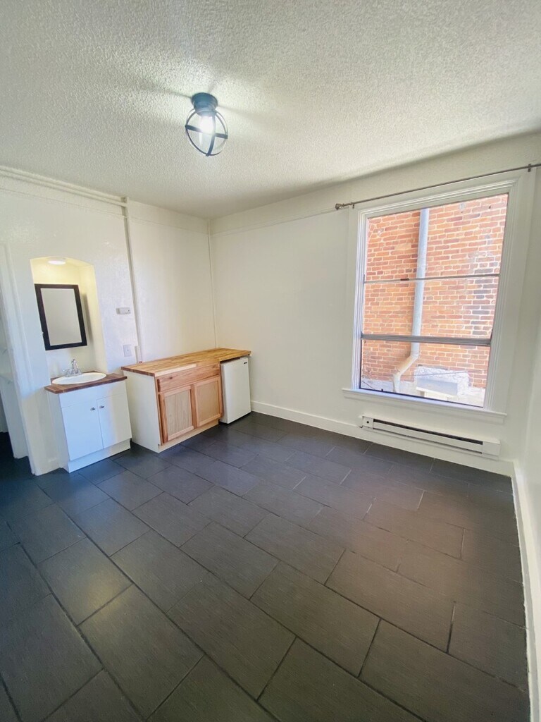 The Cabrillo (shared restroom) Apartments San Pedro, CA Apartments