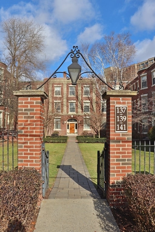 149 Beaconsfield Rd, Unit 2