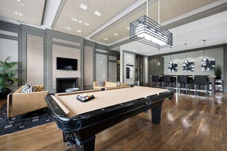 17 Barkley in Gaithersburg, MD - Foto de edificio - Building Photo