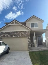 5028 Eaglewood Ln in Johnstown, CO - Building Photo - Building Photo