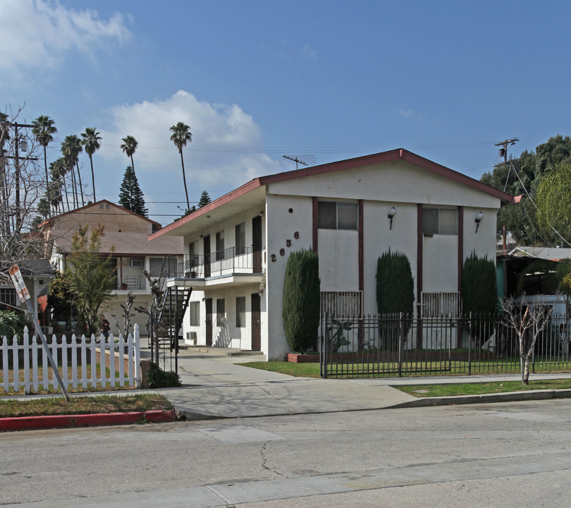 2656-2658 Moss Ave in Los Angeles, CA - Building Photo