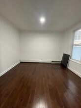 23 Westervelt Pl in Jersey City, NJ - Building Photo - Building Photo