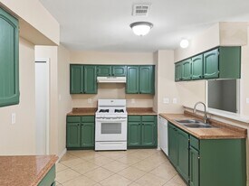 2330 Cades Cove Dr in Spring, TX - Building Photo