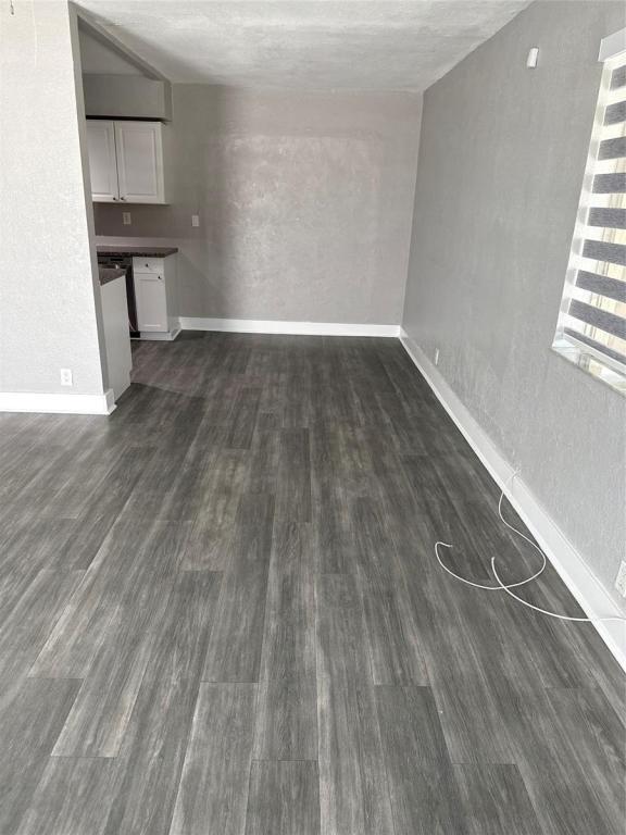 15700 NW 39th Pl in Opa Locka, FL - Building Photo - Building Photo