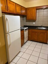 1733 N Cambridge Ave, Unit 108 in Milwaukee, WI - Building Photo - Building Photo