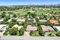 4112 NE 21st Ave in Fort Lauderdale, FL - Foto de edificio - Building Photo