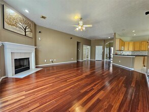 7714 Chateau Point Ln in Houston, TX - Building Photo - Building Photo