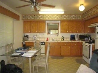 14908 Ritter St in Victorville, CA - Building Photo - Building Photo