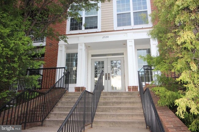 property at 2720 Bellforest Ct
