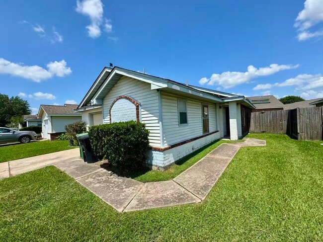 4630 Croker Ridge Rd in Houston, TX - Building Photo - Building Photo