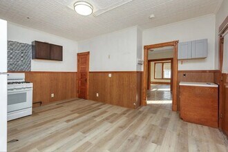 86-88-88 Tolles St in Nashua, NH - Building Photo - Building Photo