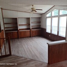 463 Logan Ave in Orange Park, FL - Building Photo - Building Photo