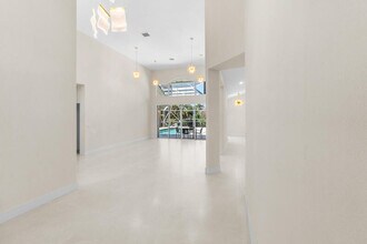 7686 La Corniche Cir in Boca Raton, FL - Building Photo - Building Photo