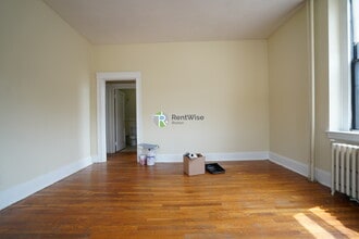 223 Essex St in Melrose, MA - Building Photo - Building Photo