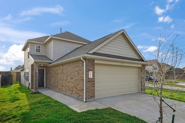 property at 21911 King Hts Ln