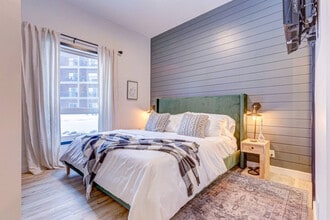 901 Mountain St in Canmore, AB - Building Photo - Building Photo