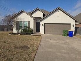 1710 Dale Ln in White Settlement, TX - Building Photo