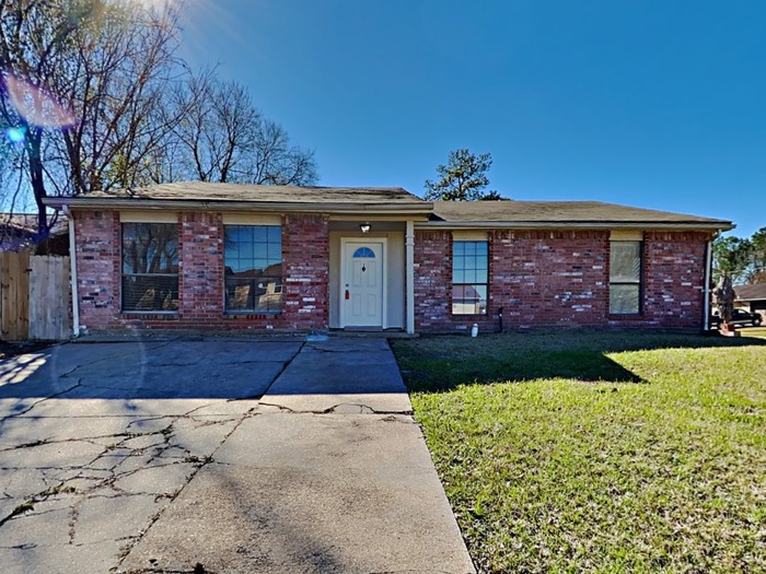 14002 Edenglen Dr in Houston, TX - Building Photo