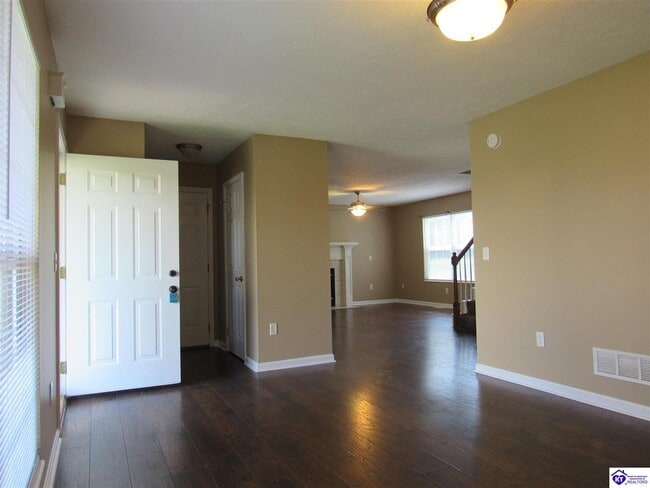 707 Clear Spring Ct in Elizabethtown, KY - Building Photo - Building Photo