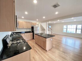 20 Plainfield St in Boston, MA - Building Photo