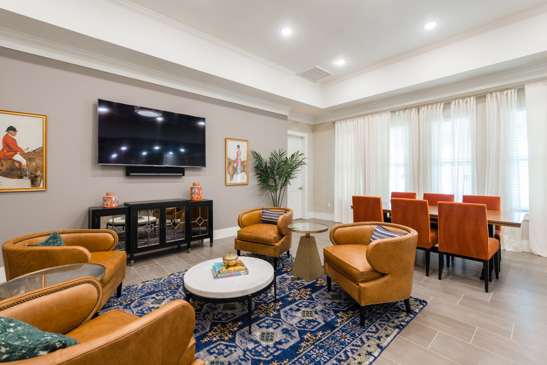 Gala at Four Corners Senior Living for 55 + in Sugar Land, TX - Foto de edificio