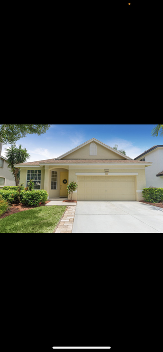 3237 SW Solitaire Palm Dr in Palm City, FL - Building Photo