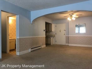 925 1st Ave N-Unit -#209 in Great Falls, MT - Foto de edificio - Building Photo