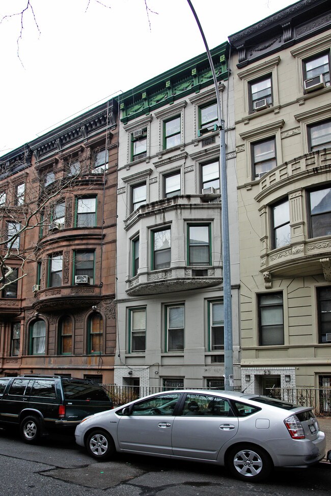 25 W 75th St in New York, NY - Building Photo - Building Photo