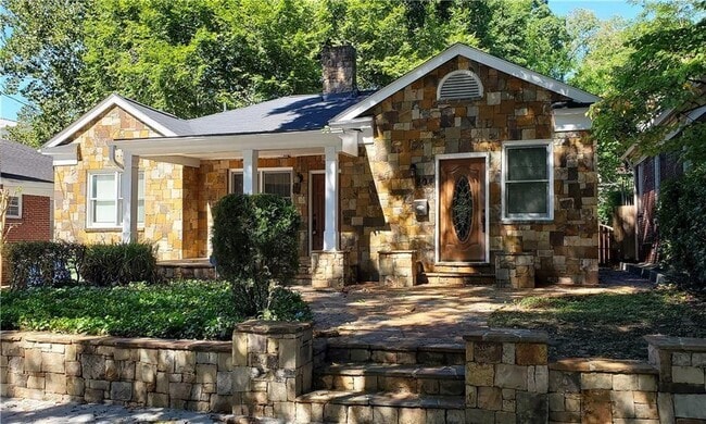 property at 804 Argonne Ave NE