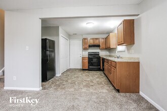 3265 Blue Ash Ln in Indianapolis, IN - Building Photo - Building Photo