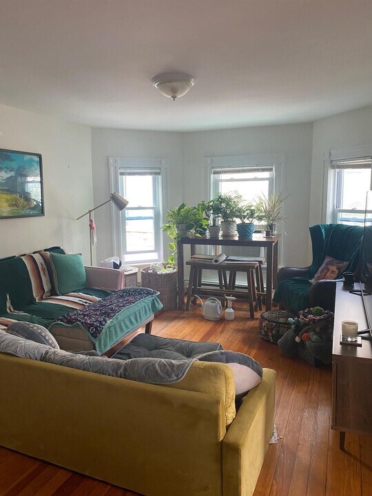94 Morrison Ave, Unit #3 in Somerville, MA - Building Photo