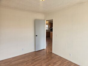 18237 Loyalty Ln in St. Robert, MO - Building Photo - Building Photo