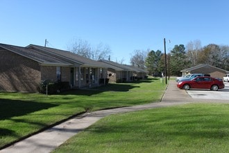 Southern Hills Duplex Apartments in Henderson, TX - Foto de edificio - Building Photo