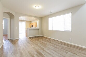 10932 Napa Ridge Dr in Las Vegas, NV - Building Photo - Building Photo