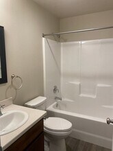 2087 Lake Hills Dr-Unit -2085 Lake Hills in Billings, MT - Building Photo - Building Photo