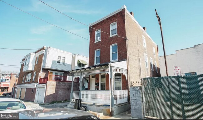 263 S 62nd St