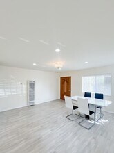 807 Wilton Pl in Los Angeles, CA - Foto de edificio - Building Photo