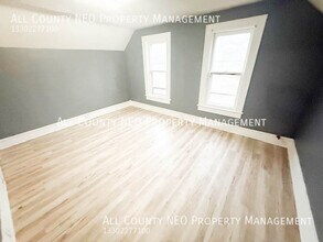 682 Sumner St in Akron, OH - Building Photo - Building Photo