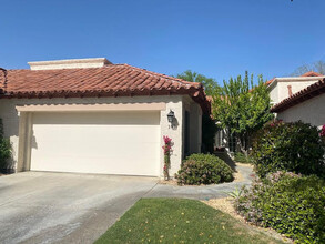 107 Avellino Cir in Palm Desert, CA - Foto de edificio - Building Photo