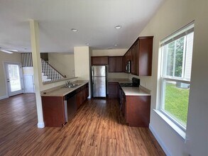 1122 Greenwood Ave in Wilmington, NC - Building Photo - Building Photo